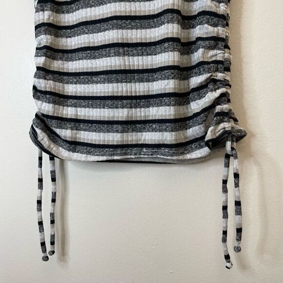 BCX| Large| Open back| Stretch| Soft| Striped - Picture 10 of 11